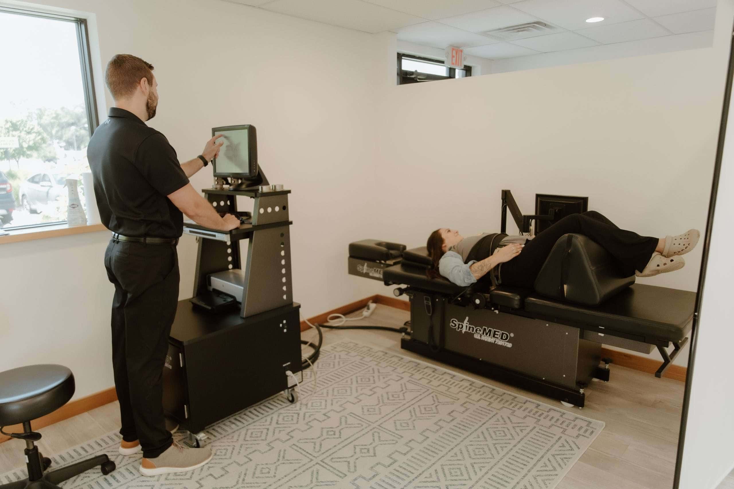 Bulging disc treatment at McAlpine Chiropractic in Holland, MI